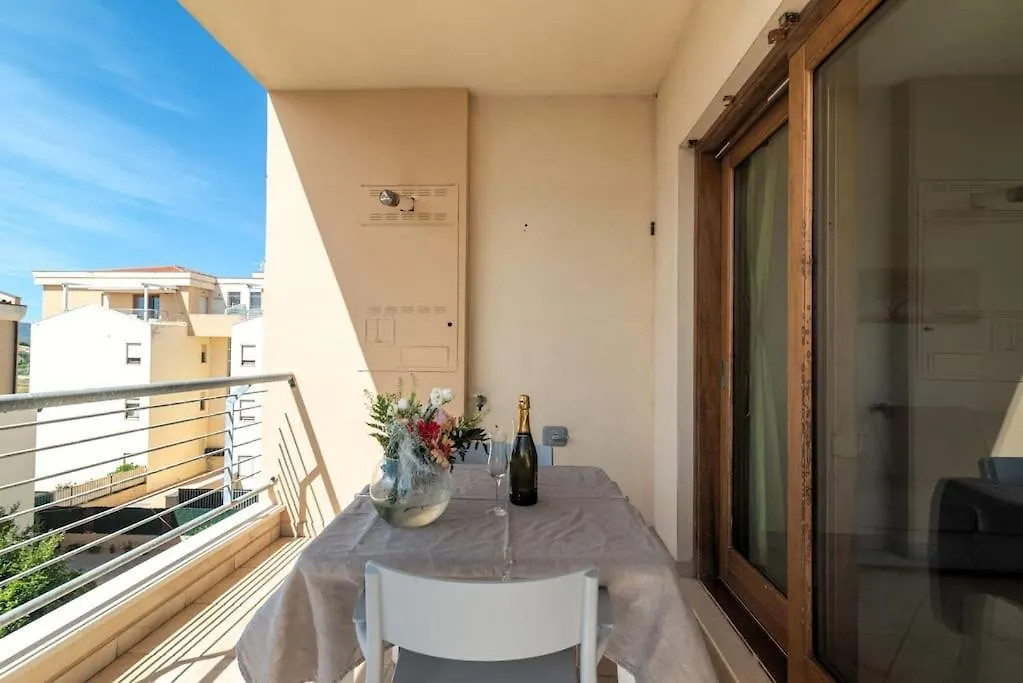 Apartment Topazio Home Olbia
